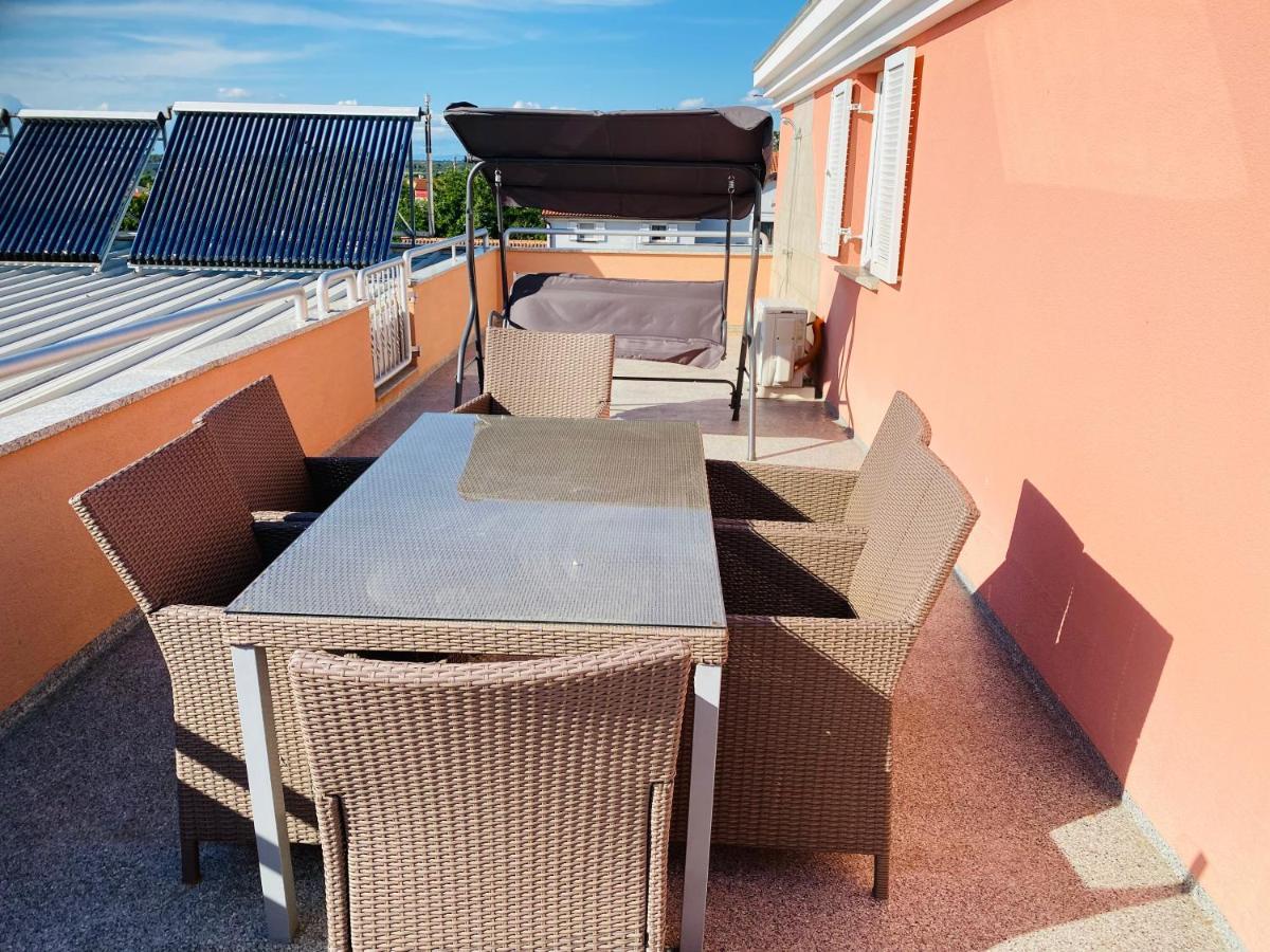 Casa Cino Apartment Umag Exterior photo